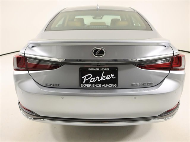 New 2025 Lexus ES 300h w/ Premium Package image 3