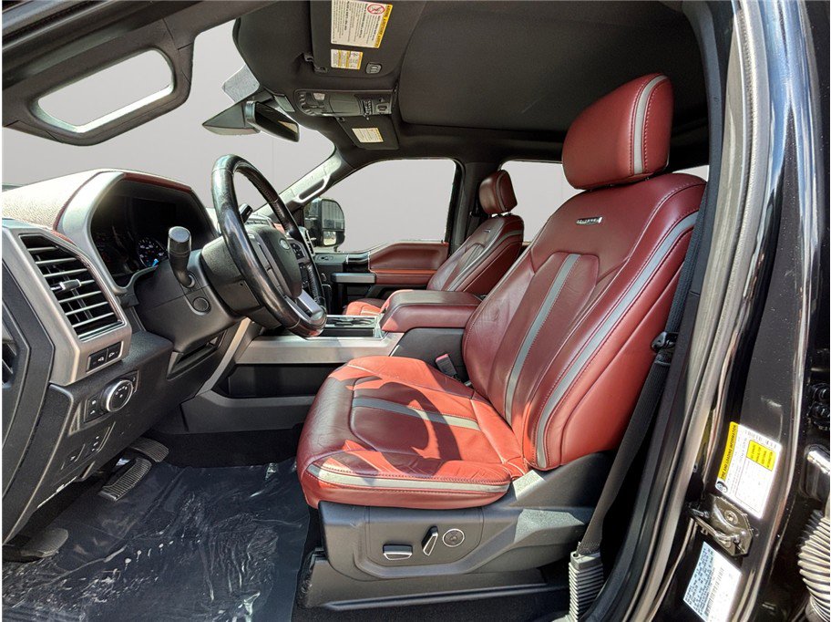 Used 2019 Ford F350 Platinum w/ Platinum Ultimate Package image 2