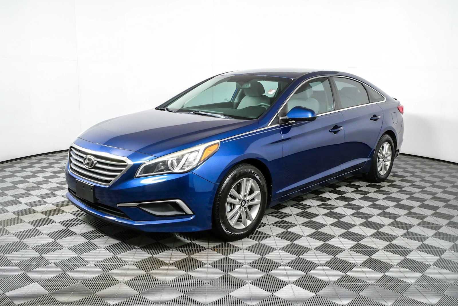 Used 2017 Hyundai Sonata SE FWD image 23
