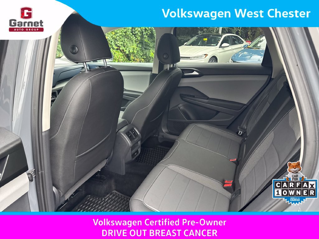 Used 2023 Volkswagen Taos SE w/ Panoramic Sunroof Package AWD/4WD image 27