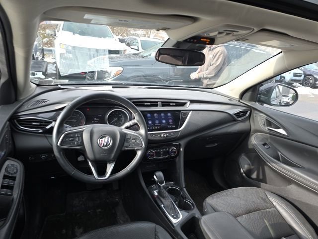 Used 2023 Buick Encore GX Essence w/ Experience Buick Package image 6