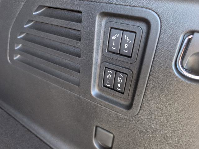 New 2025 Buick Enclave Sport Touring w/ Power Package image 7