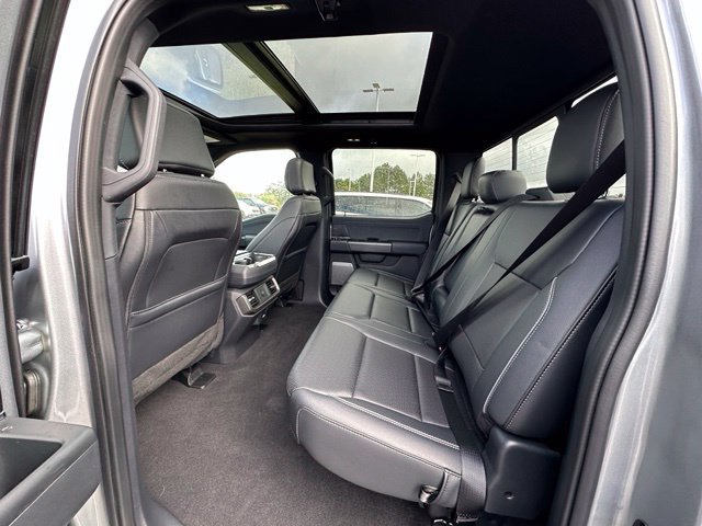 Used 2025 Ford F150 Lariat AWD/4WD image 9