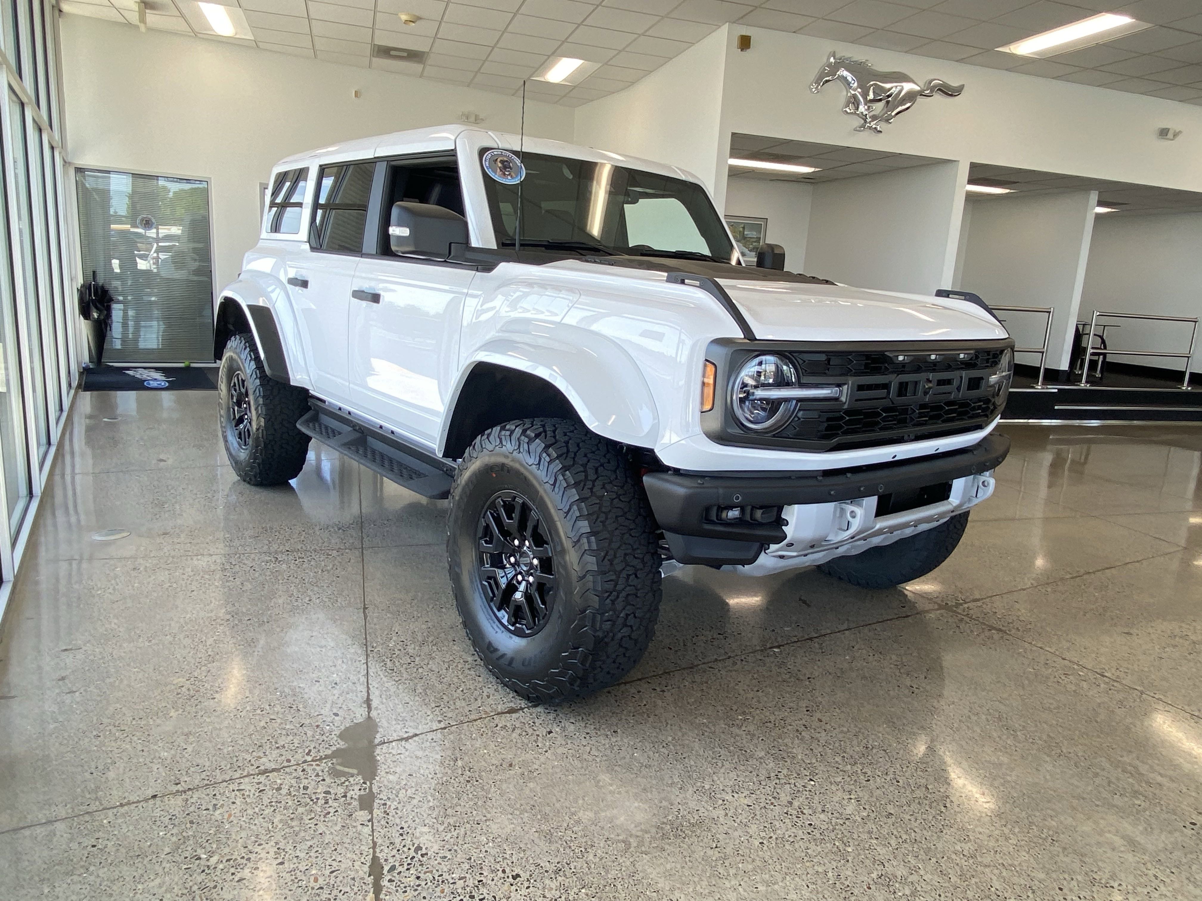 New 2025 Ford Bronco Raptor w/ Interior Carbon Fiber Pack image 6