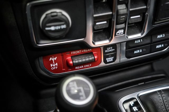 Used 2025 Jeep Wrangler Unlimited Rubicon 392 image 72