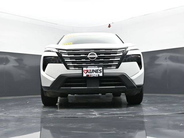 Used 2024 Nissan Rogue SV FWD image 48