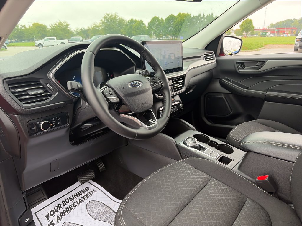 Used 2024 Ford Escape Active w/ Tech Pack #1 AWD/4WD image 15