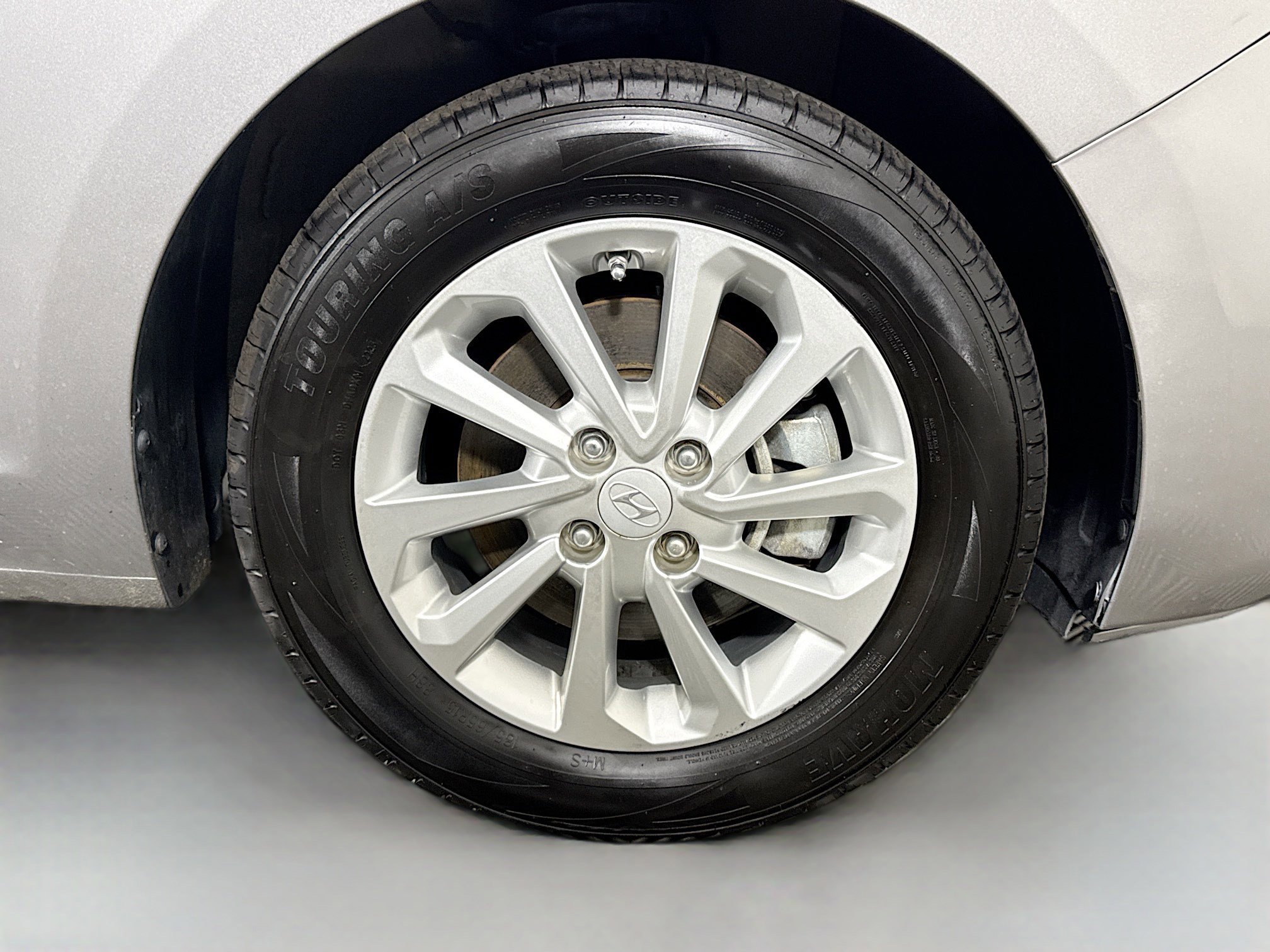 Used 2022 Hyundai Accent SEL image 31