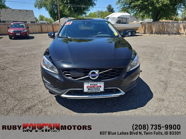 Used 2018 Volvo V60 T5 Cross Country AWD/4WD image 2