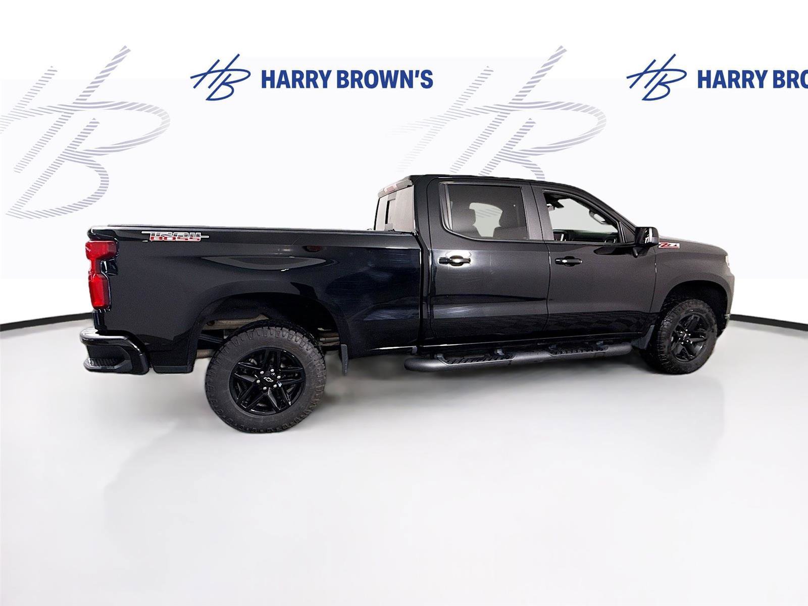 Used 2020 Chevrolet Silverado 1500 LT Trail Boss image 31