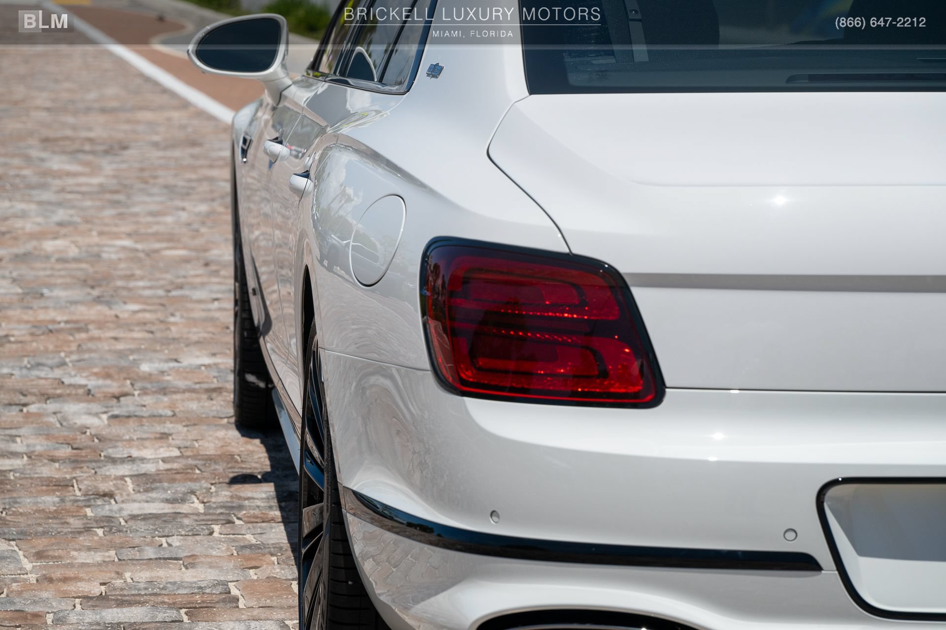 Used 2025 Bentley Flying Spur Plug-In Hybrid w/ First Edition Specification AWD/4WD image 60