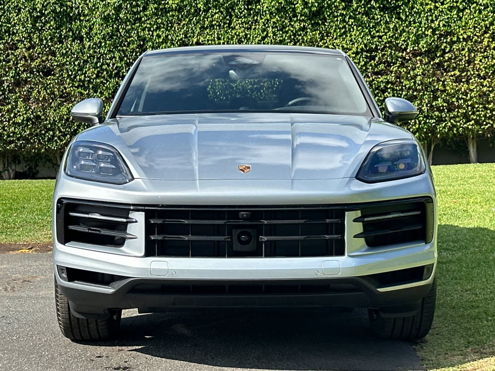 New 2026 Porsche Cayenne Coupe AWD/4WD image 11
