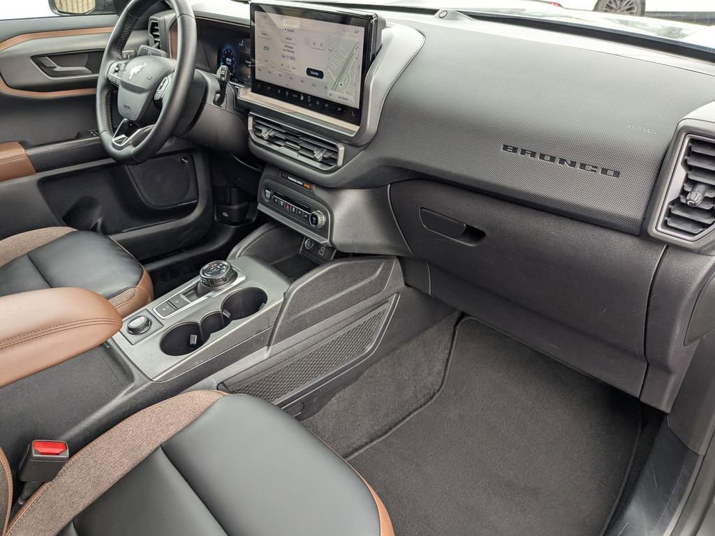 Used 2025 Ford Bronco Sport Outer Banks w/ Outer Banks Tech Package+ image 32