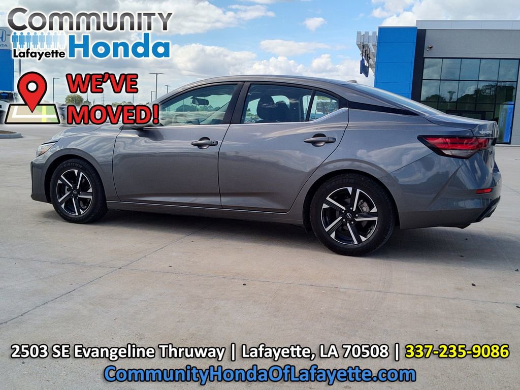 Used 2024 Nissan Sentra SV FWD image 5