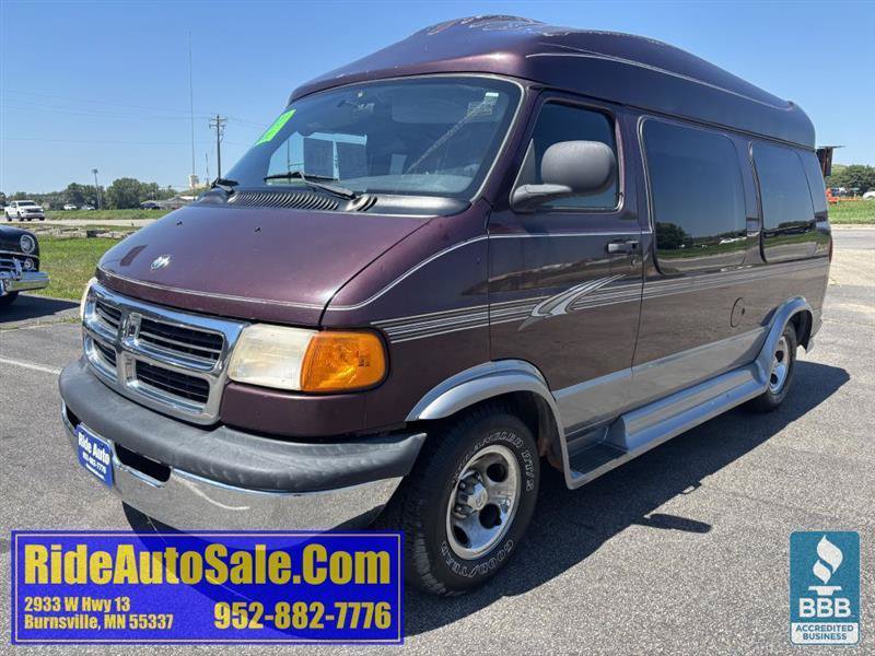 Used 2000 Dodge B1500 RWD image 1