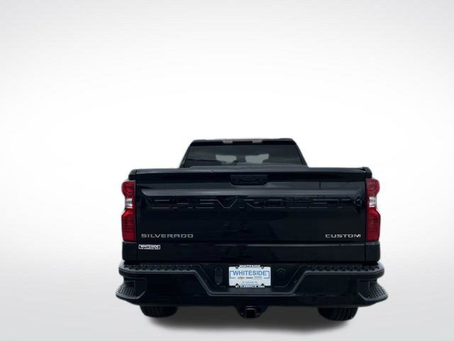 Used 2022 Chevrolet Silverado 1500 Custom AWD/4WD image 14