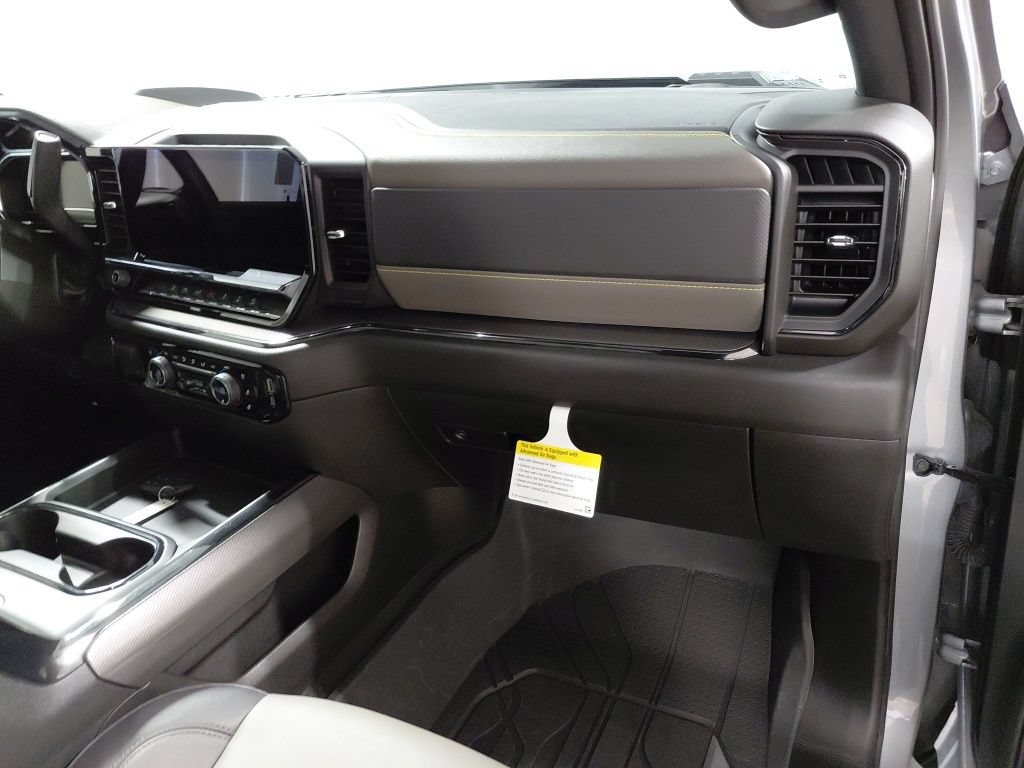 Certified 2025 Chevrolet Silverado 2500 ZR2 w/ Technology Package AWD/4WD image 23