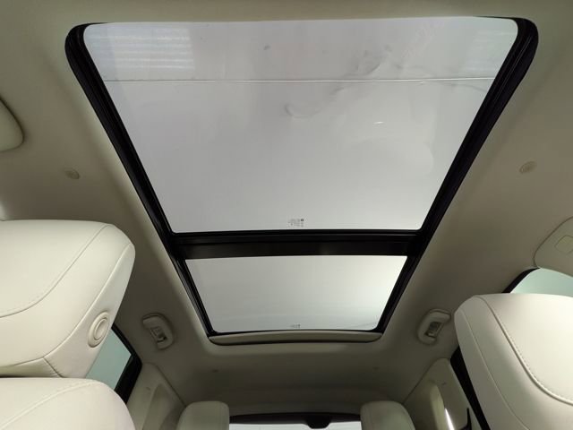 Certified 2024 Cadillac XT5 Premium Luxury image 7