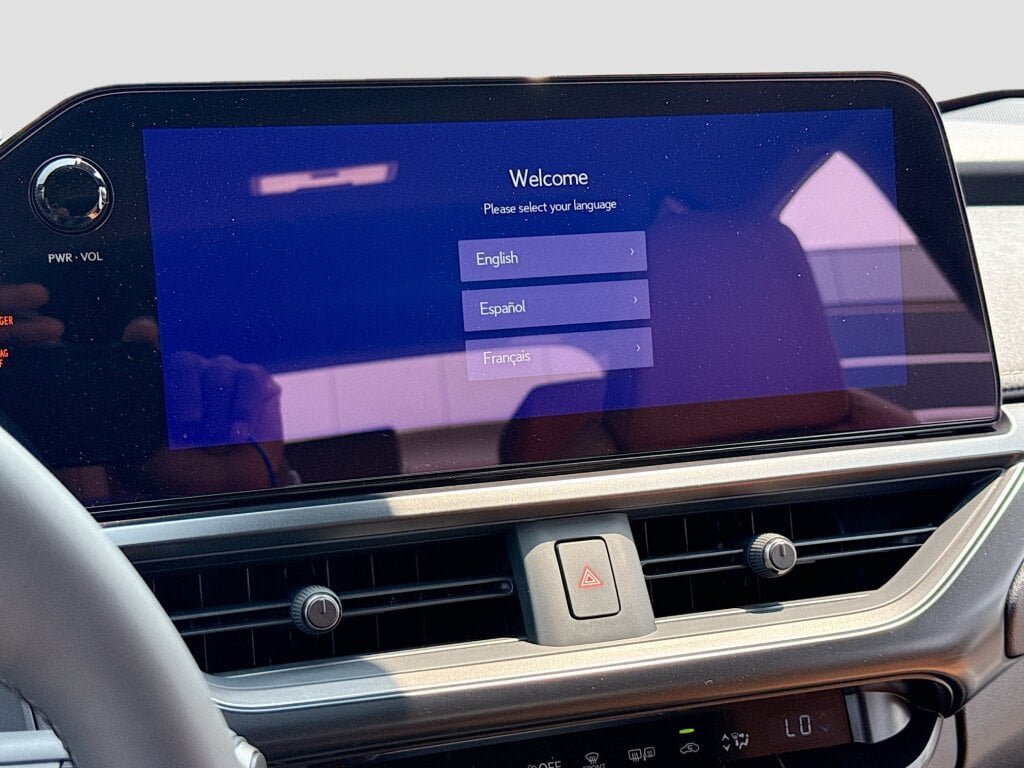 New 2026 Lexus UX 300h AWD image 10