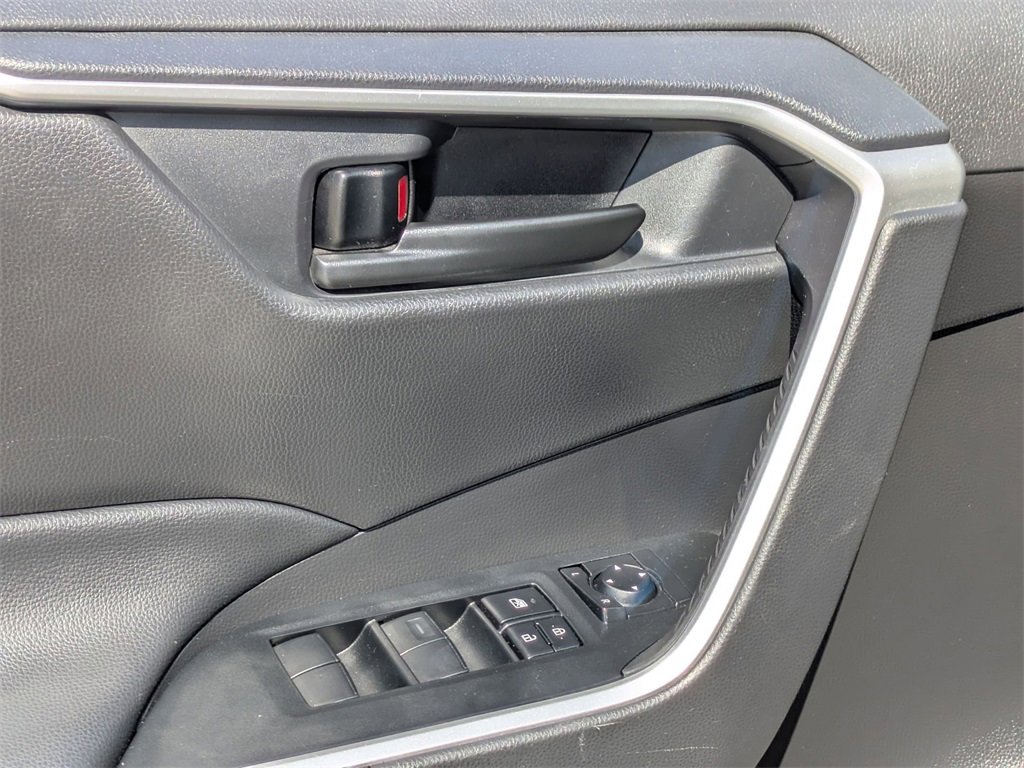 Used 2024 Toyota RAV4 LE image 13