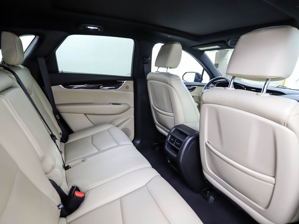 Used 2019 Cadillac XT5 Luxury image 27