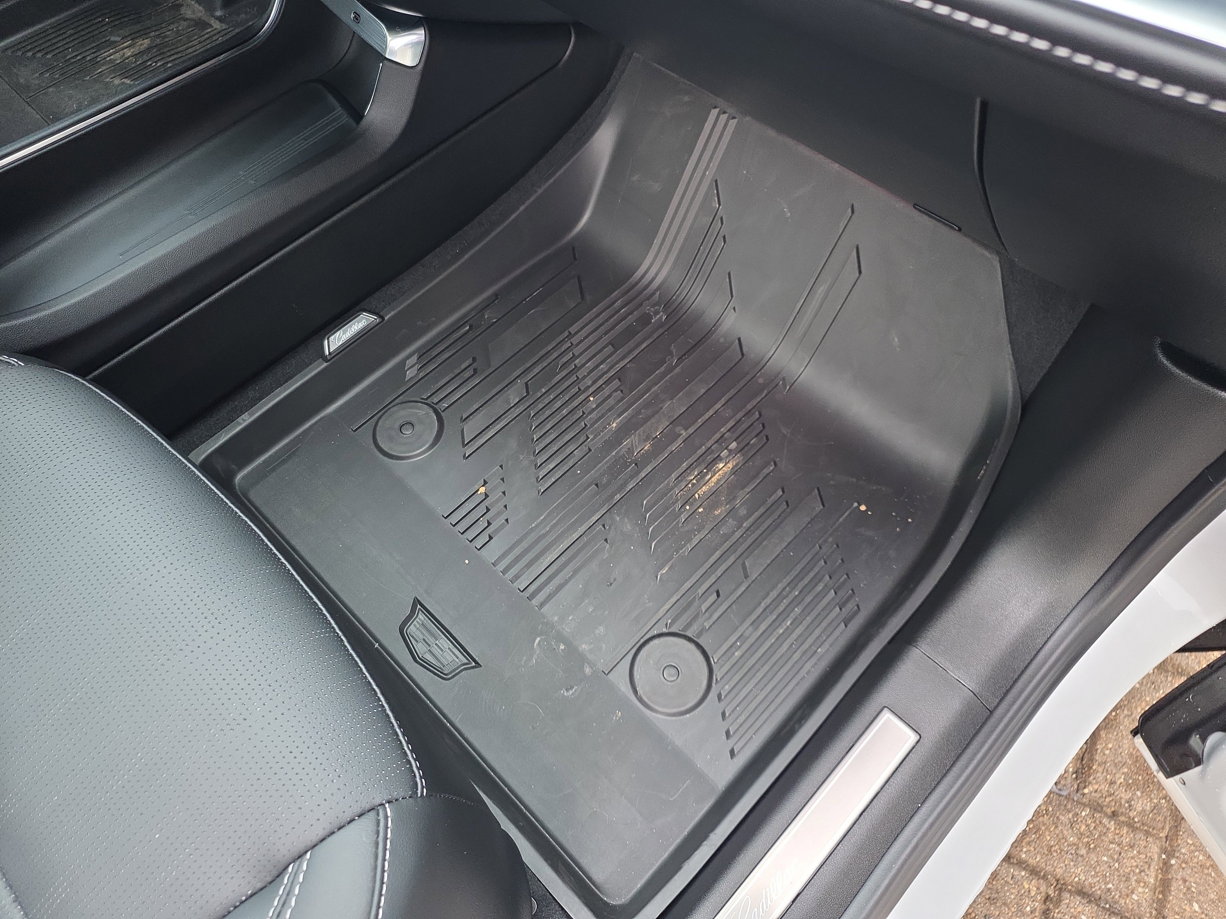 Used 2025 Cadillac Lyriq Sport image 37