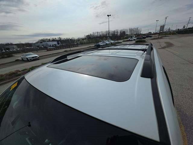 Used 2017 Toyota Sequoia Platinum image 9