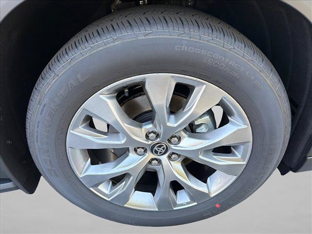 Used 2026 Toyota Grand Highlander FWD image 12