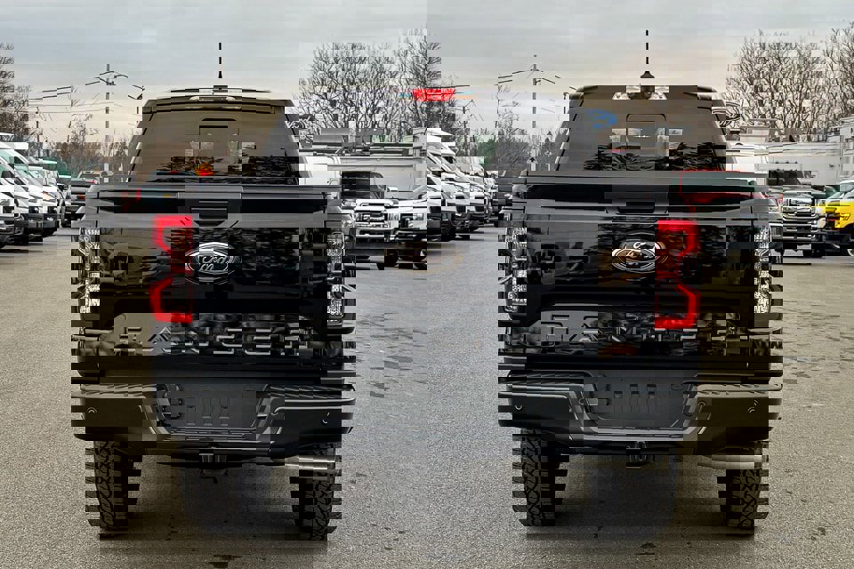 New 2025 Ford Ranger Lariat w/ Black Appearance Package image 4