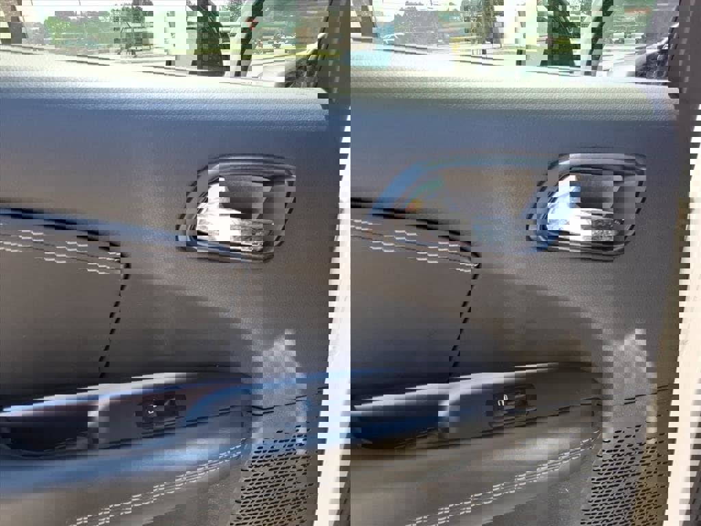 Used 2017 Dodge Journey Crossroad image 7