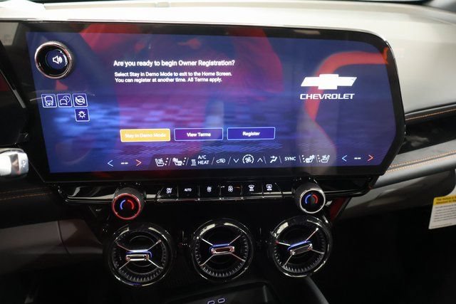 New 2026 Chevrolet Blazer EV SS w/ LPO, Blackout Package AWD/4WD image 18