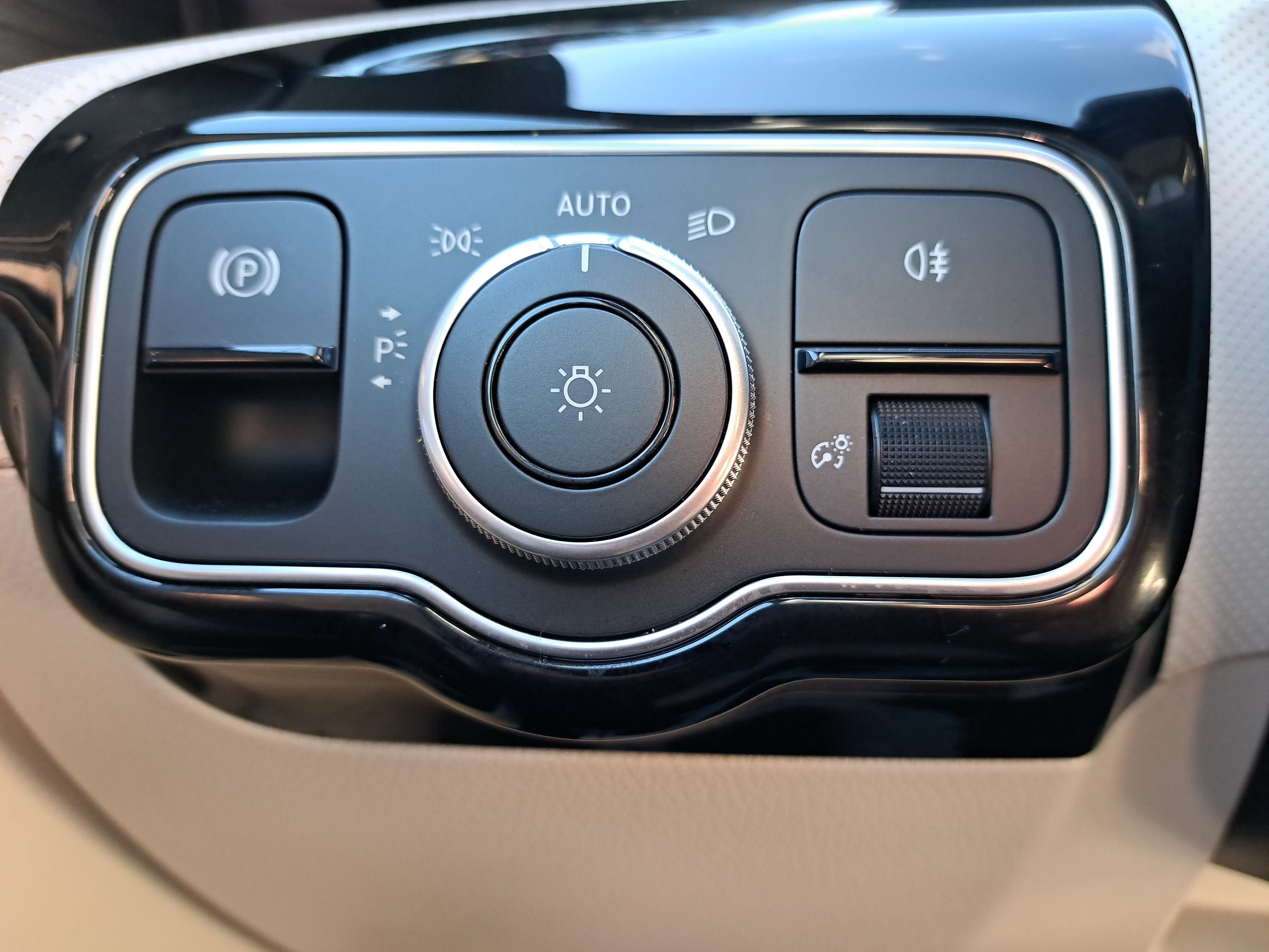 Certified 2026 Mercedes-Benz CLA 250 4MATIC image 27