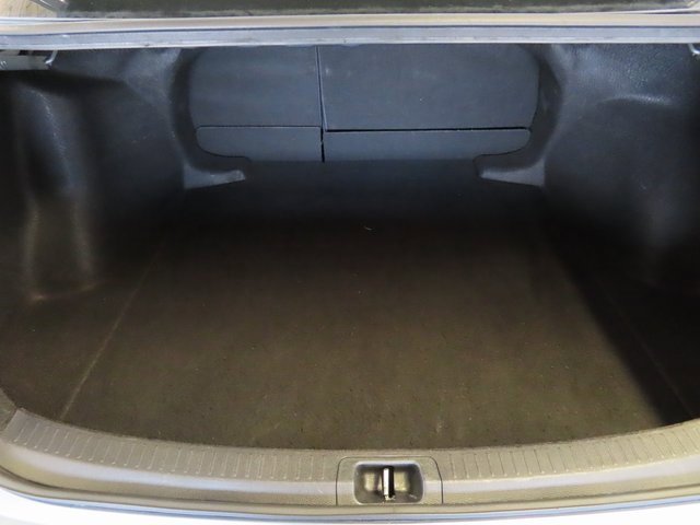 Used 2024 Toyota Corolla LE image 29