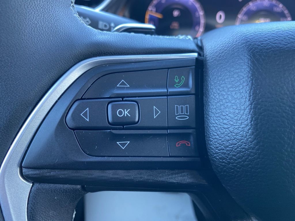 Certified 2024 Jeep Grand Cherokee L Altitude image 28