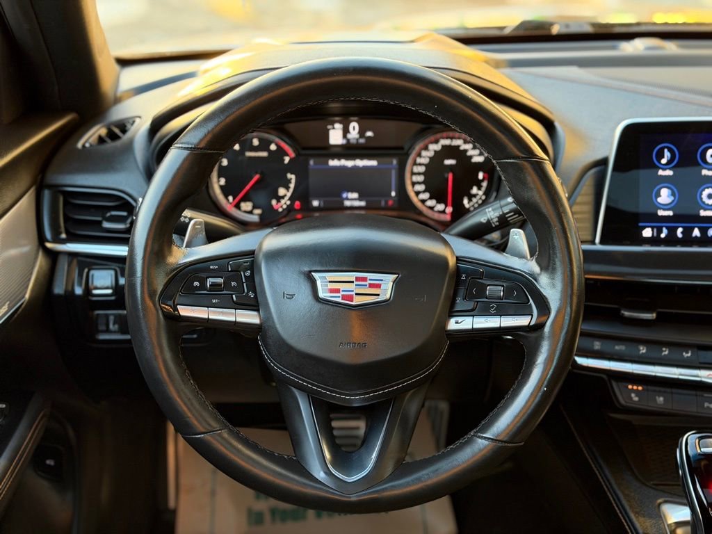 Used 2022 Cadillac CT4 V image 18