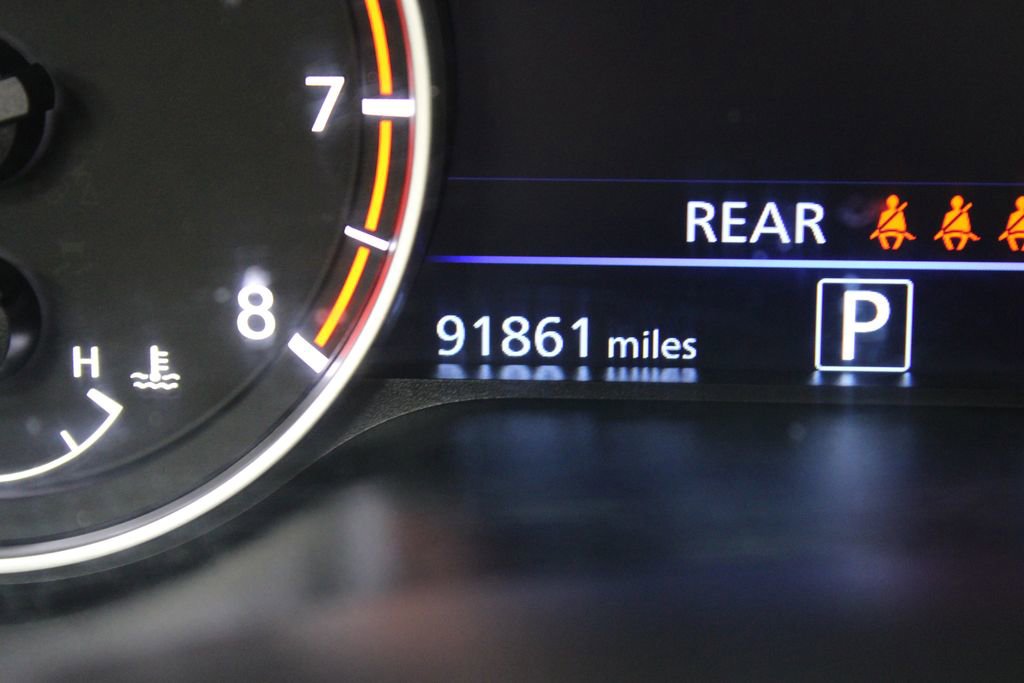 Used 2023 Nissan Altima 2.5 SR w/ SR Premium Package FWD image 11
