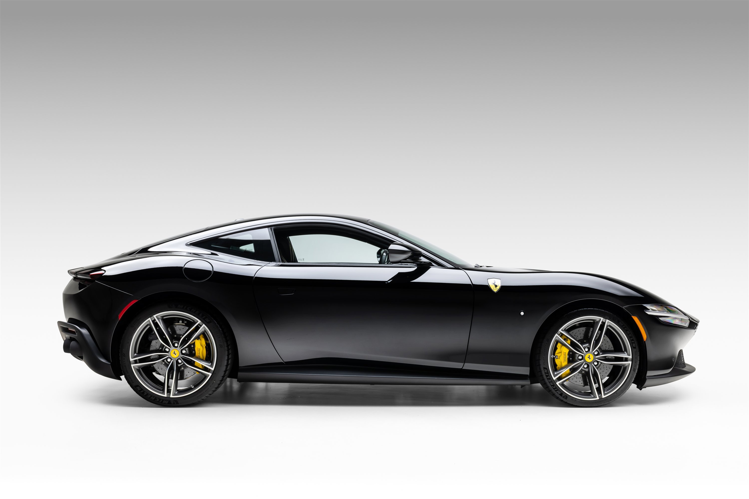 Certified 2023 Ferrari Roma image 12