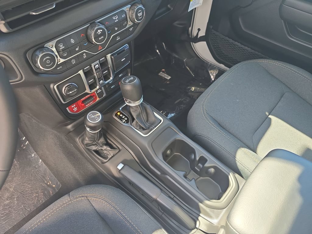 New 2026 Jeep Wrangler Unlimited Sport AWD/4WD image 25