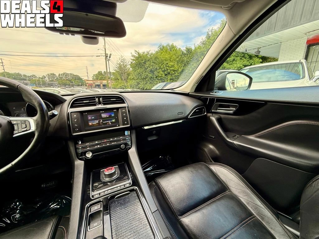 Used 2018 Jaguar F-PACE Prestige AWD/4WD image 18