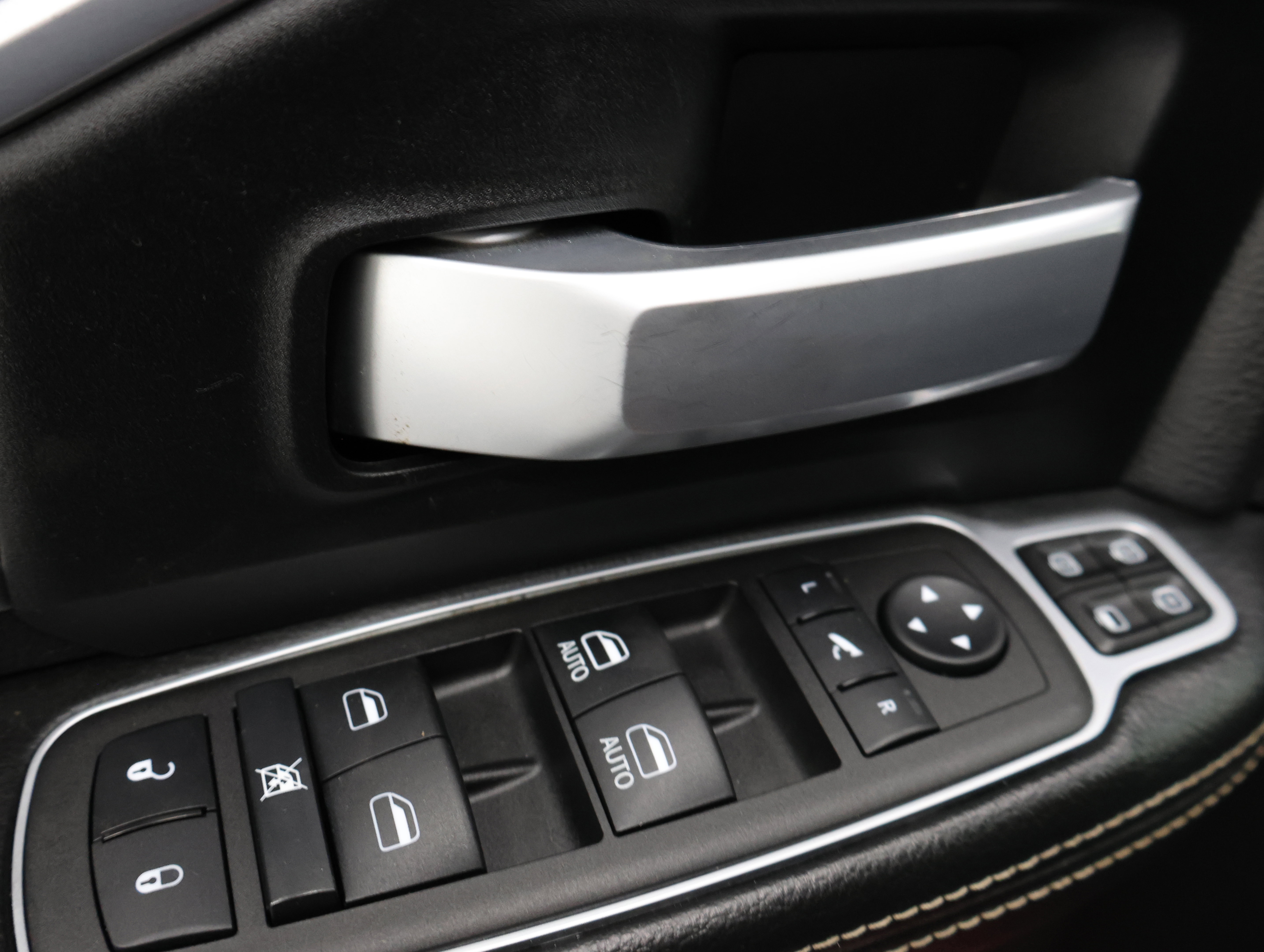 Used 2023 RAM 3500 Big Horn w/ Night Edition AWD/4WD image 38