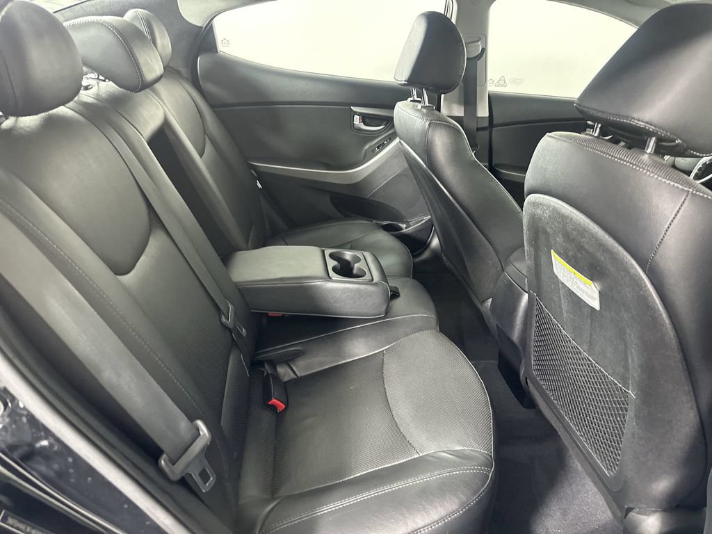 Used 2015 Hyundai Elantra Limited FWD image 25