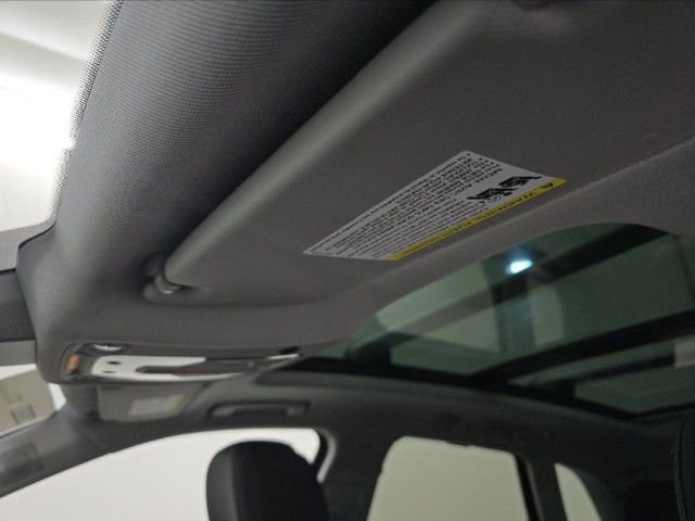 Used 2022 Audi Q5 2.0T Prestige w/ Prestige Package image 9