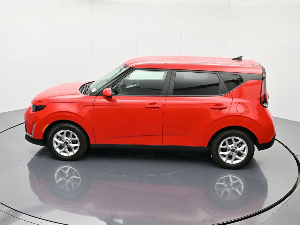 Used 2024 Kia Soul S image 33