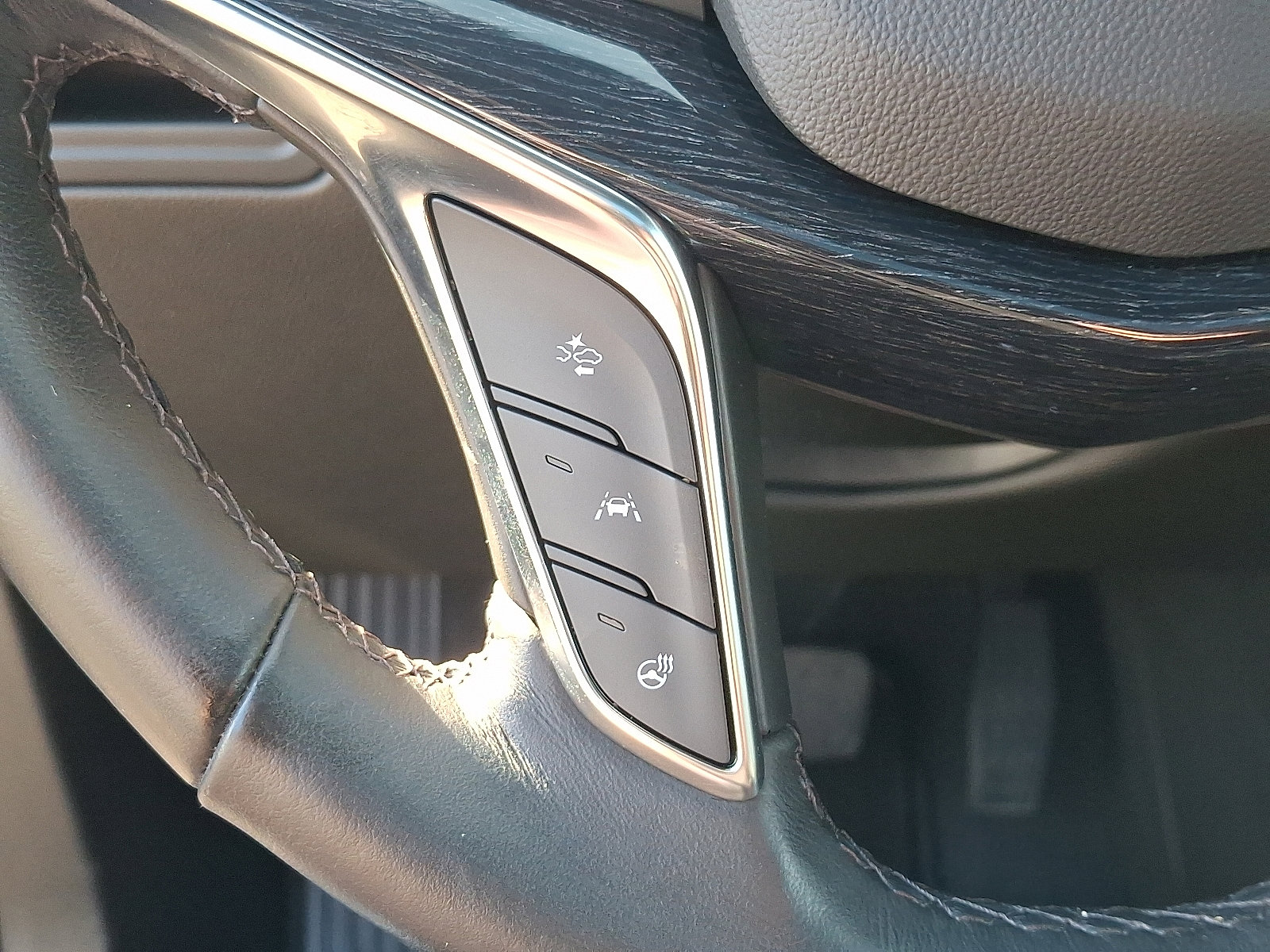 Certified 2023 Cadillac XT5 Premium Luxury image 29