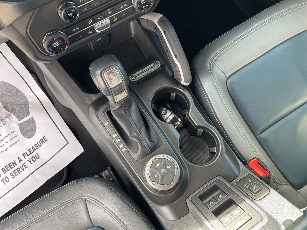 Used 2023 Ford Bronco Outer Banks image 17