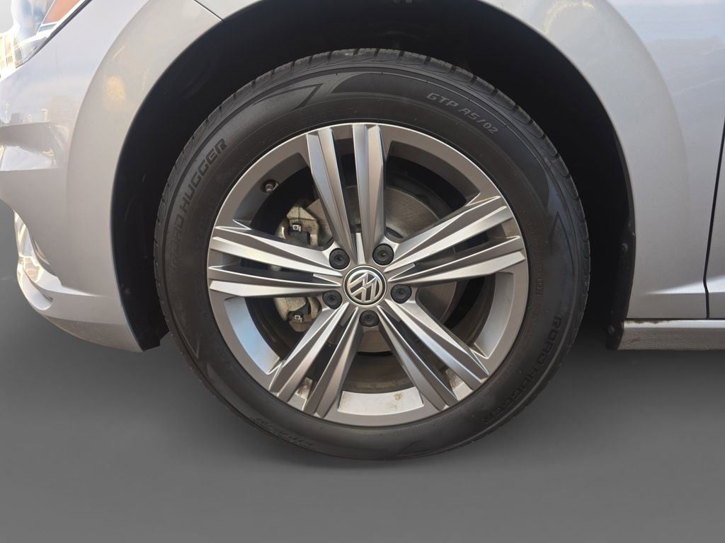 Used 2019 Volkswagen Jetta R-Line w/ R-Line Cold Weather Package image 15