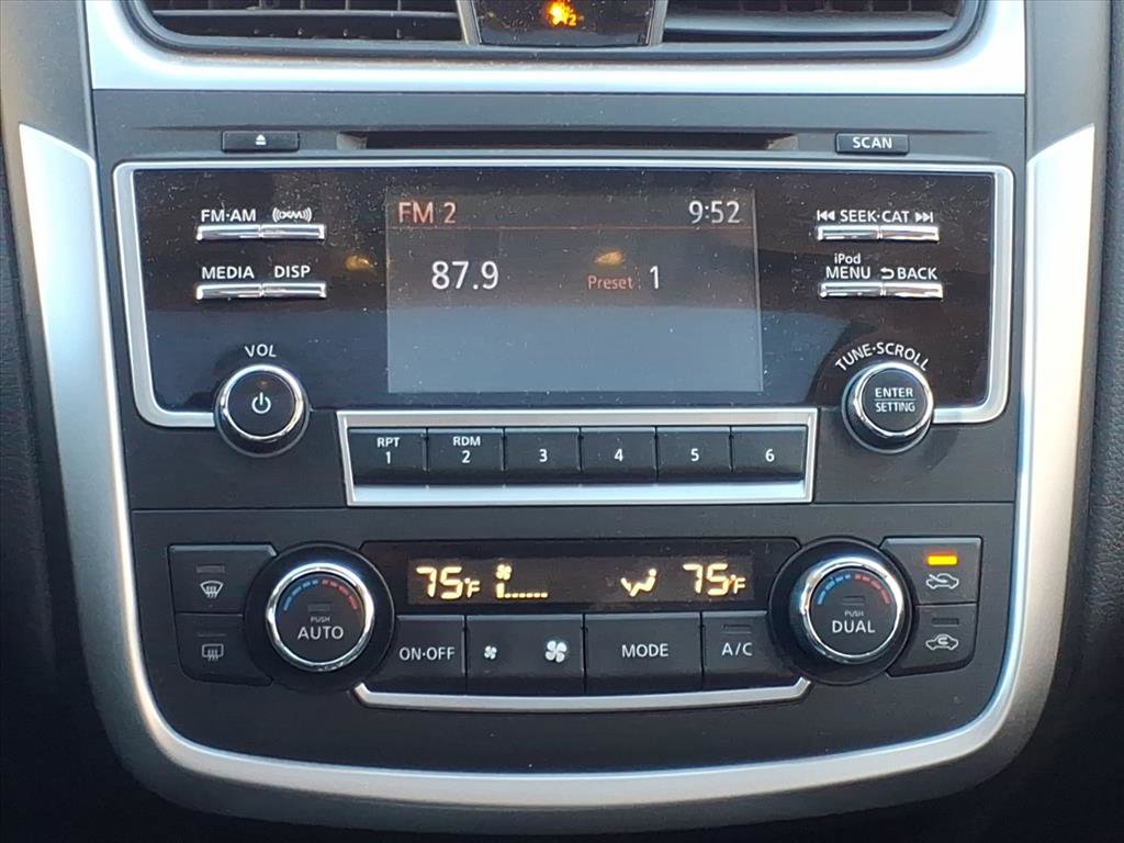 Used 2017 Nissan Altima 2.5 SL image 6