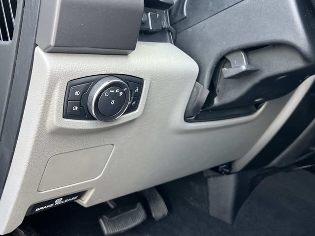 Used 2019 Ford F250 XLT w/ Snow Plow Prep Package AWD/4WD image 31