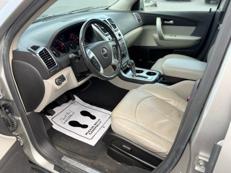 Used 2007 GMC Acadia SLT w/ Convenience Package AWD/4WD image 10