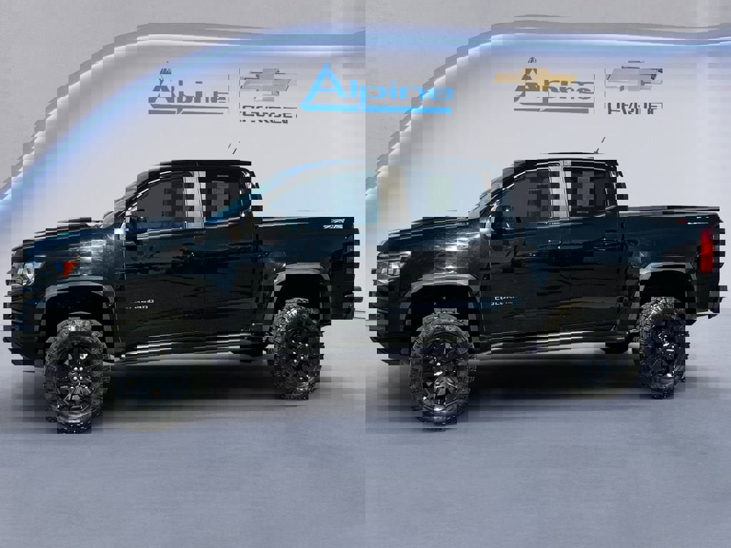 Used 2022 Chevrolet Colorado ZR2 w/ ZR2 Midnight Special Edition image 2